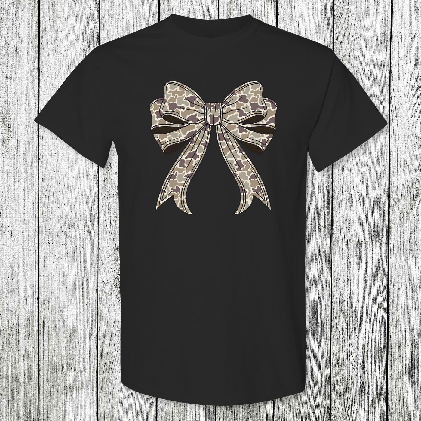 Daydream Tees Camo Bow