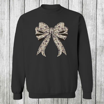 Daydream Tees Camo Bow