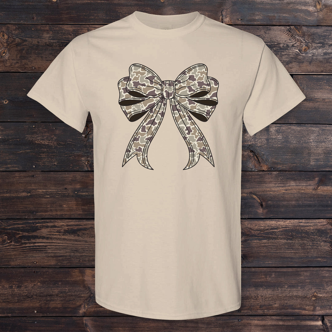Daydream Tees Camo Bow