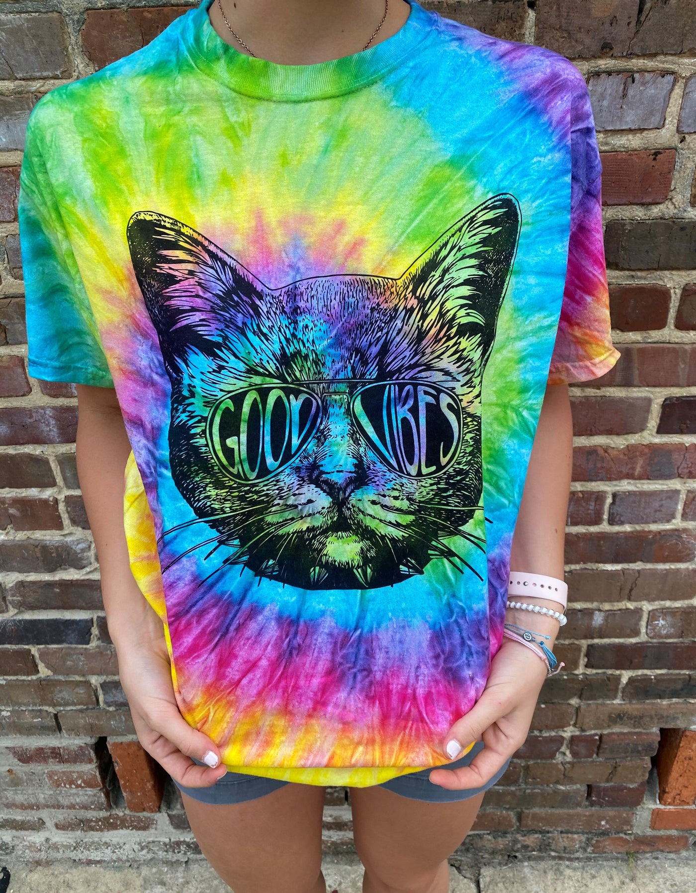 Daydream Tees Good Vibes Kitty Tie Dye