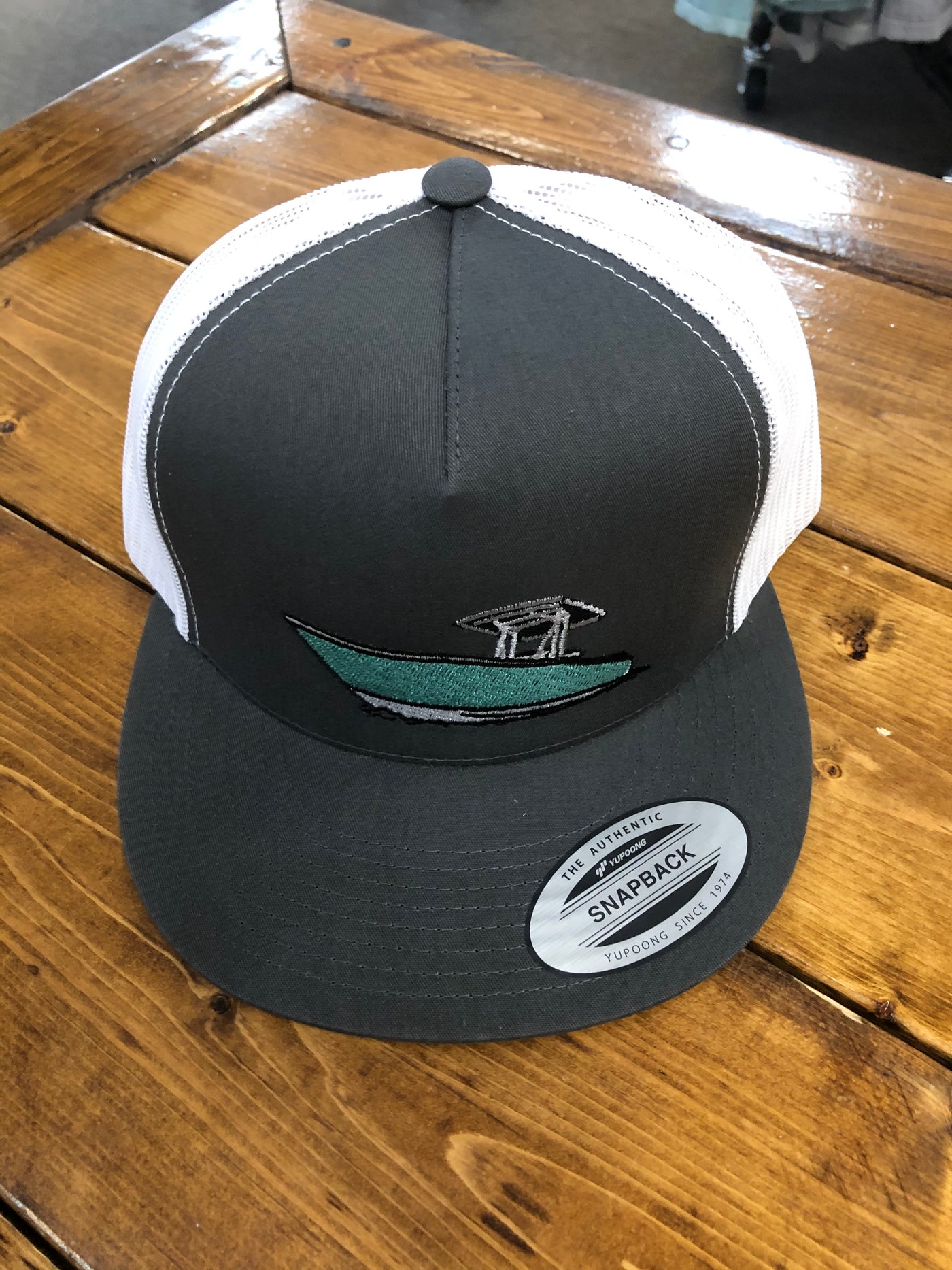 Low Country Comfort Co. Boat Charcoal/White Hat